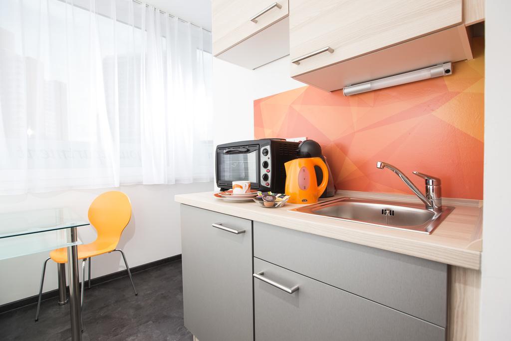 Design Sleepy Cologne Aparthotel Bilik gambar